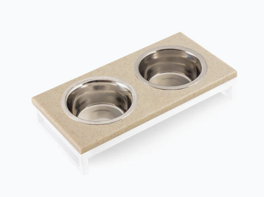 LUNCH BAR Katzennapf / Kunststein Napfständer mit zwei Edelstahlnäpfen für Katzen / weißer Metallrahmen HARLEY & CHO