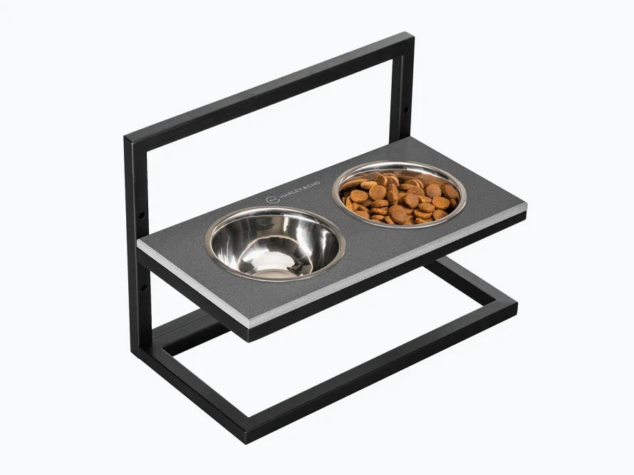 Höhenverstellbaren Hundenapf LIFT / Kunststein Napfständer mit zwei Edelstahlnäpfen für Hunde / schwarzer Metallrahmen HARLEY & CHO