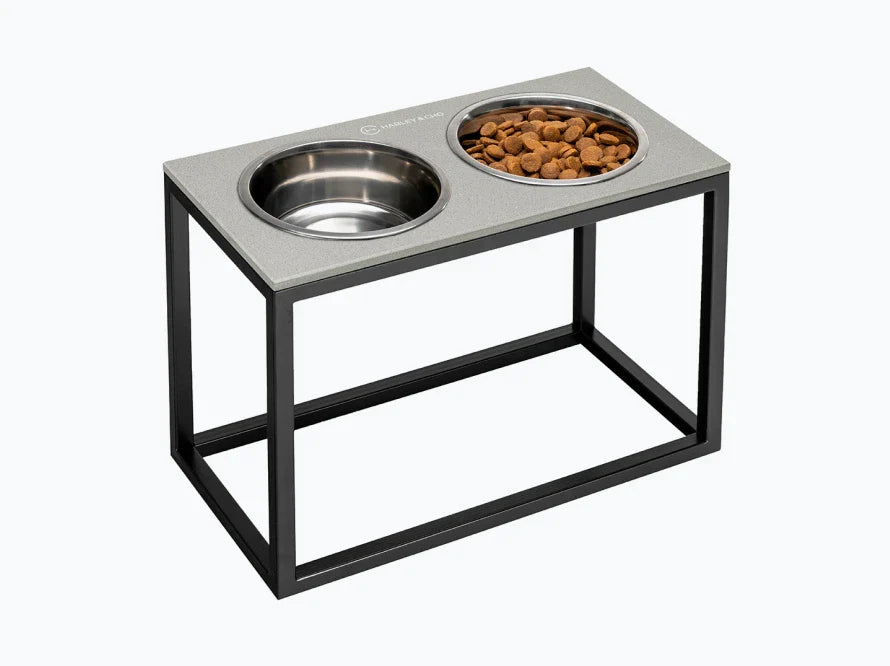 DINNER Hundenapf / Kunststein Napfständer mit zwei Edelstahlnäpfen für große und riesige Hunde / schwarzer Metallrahmen HARLEY & CHO