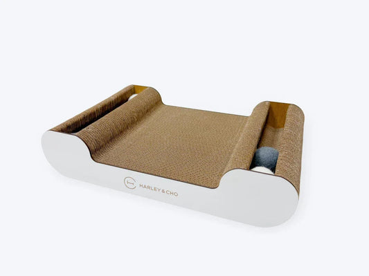 LAY and PLAY Kratzbrett mit vier Wollfilzkugeln / interaktives Katzen Spielzeug / Doppelseitig HARLEY & CHO