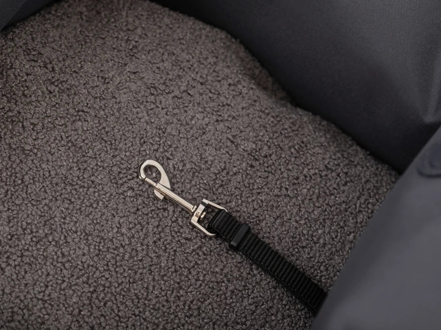 BUGGY Autositz für Katzen aus Kunstfell und Möbelvelour / Katzentransporttasche / Wasserdicht / Premium HARLEY & CHO