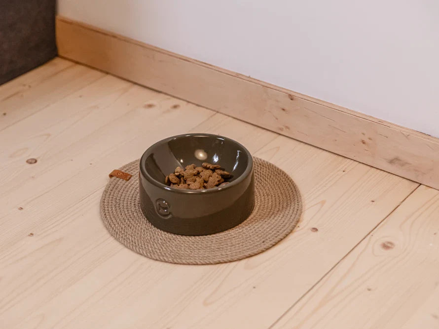 Napfmatte für Katzennapf und Hundenapf aus hypoallergene Jute HARLEY & CHO